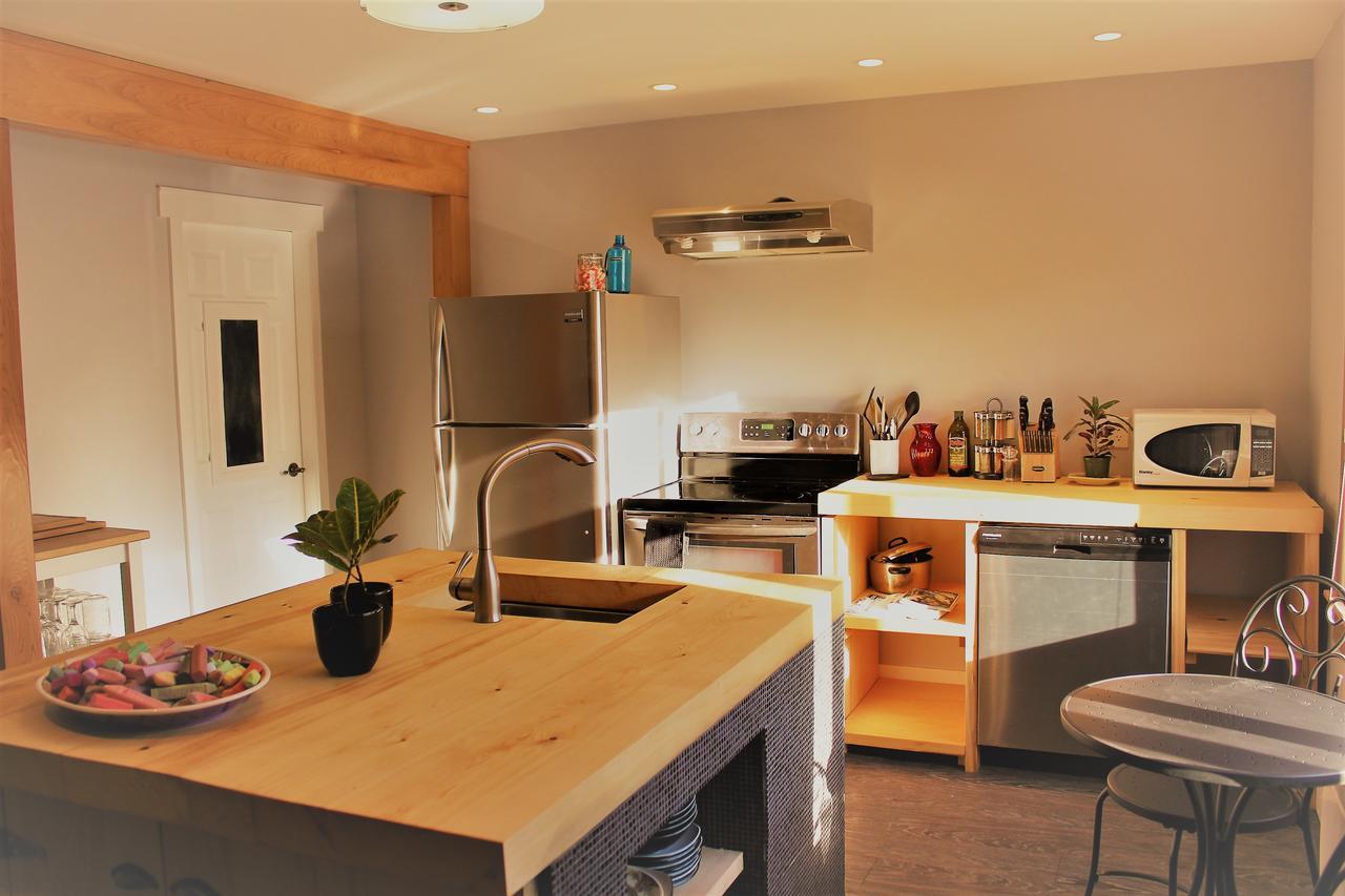 Huckleberry Cottage ปรินซ์รูเพิร์ต ภายนอก รูปภาพ